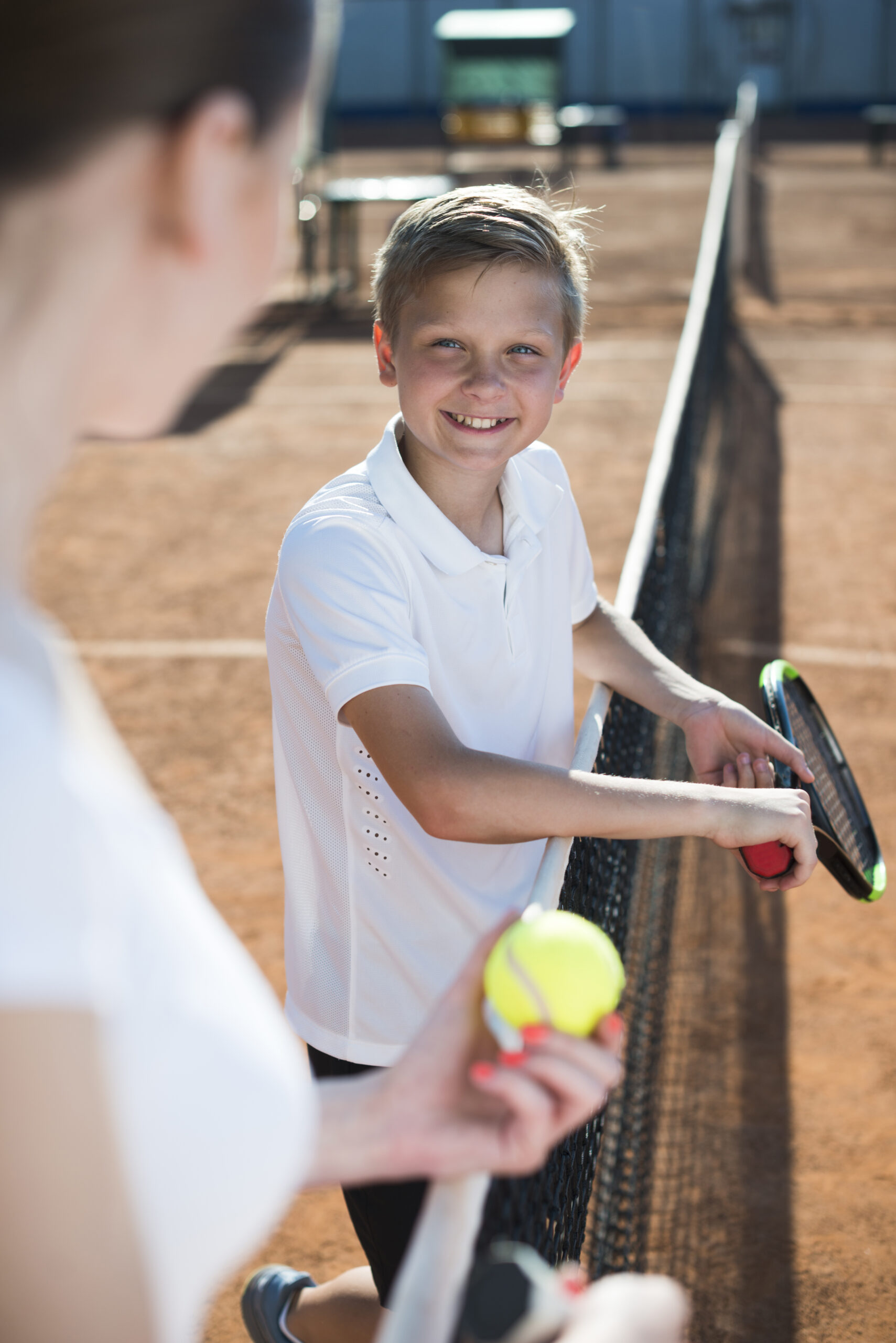 Zabawa i nauka na korcie